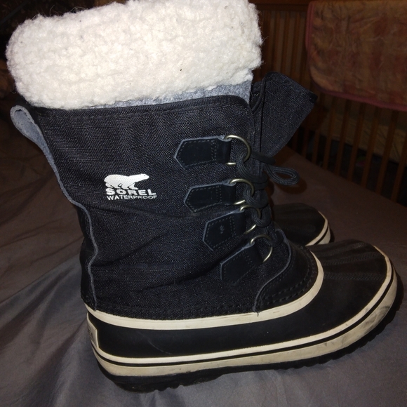 Sorel snow boots - Picture 4 of 5